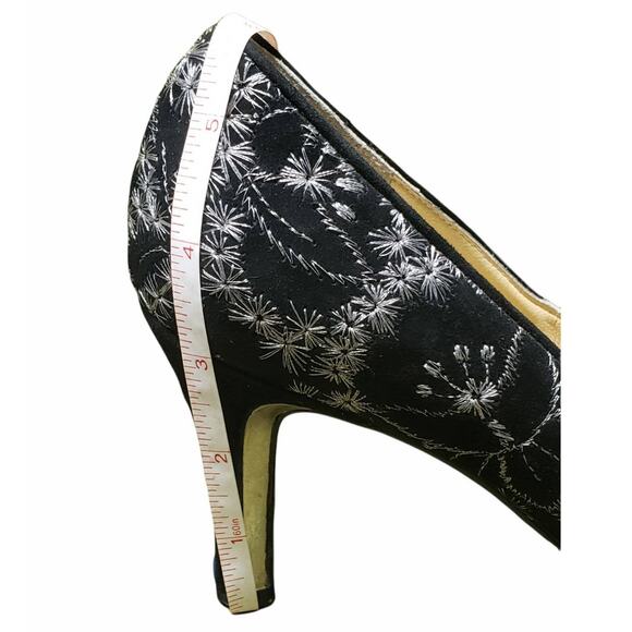 Linea Wallys Venezia Embroidered Cloth Floral Design High Heels - Size 7.5 Shoes - Picture 8 of 10